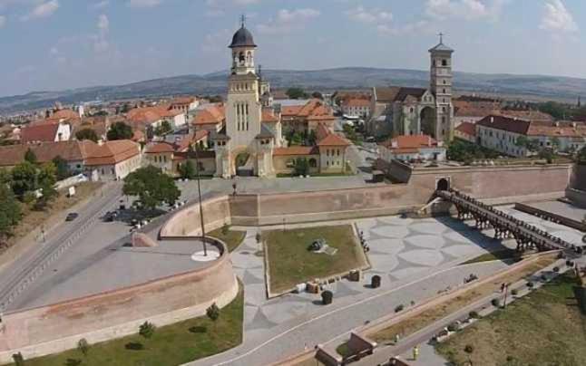 Hortenzia Alba Iulia Eksteriør bilde